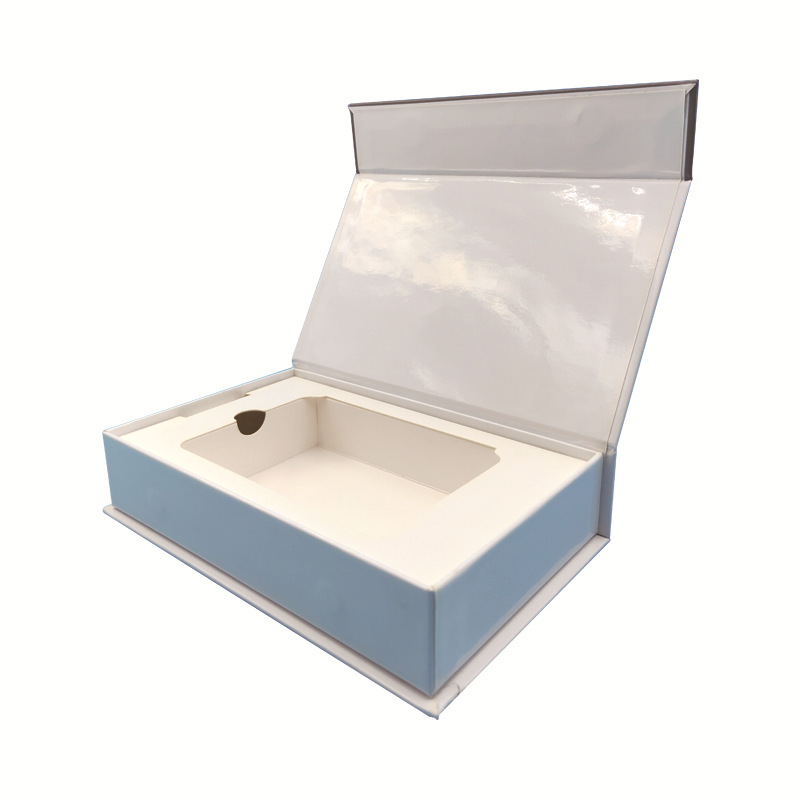 Magnet Box with Whitecardboard Inlay